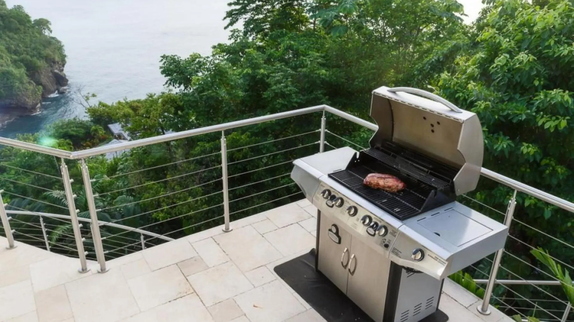 Magnificent 6 Bedroom Villa Gros Islet