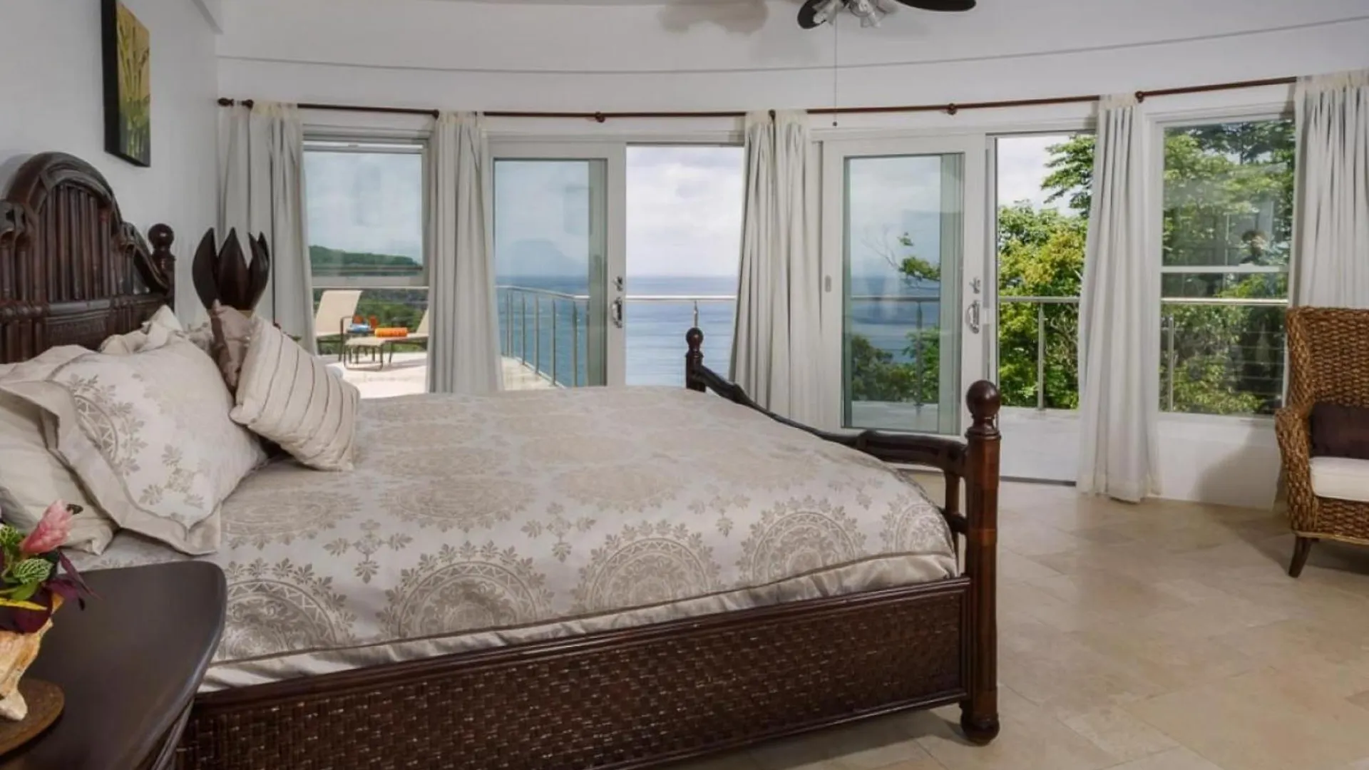 Magnificent 6 Bedroom Villa Gros Islet