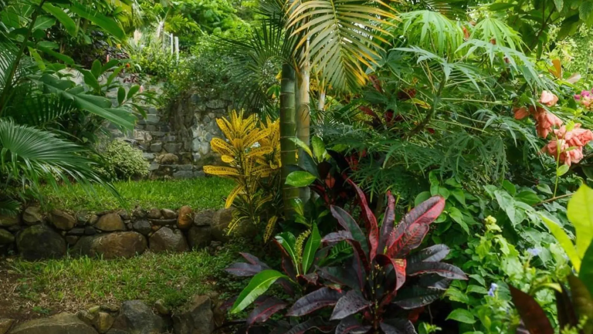 Magnificent 6 Bedroom Villa Gros Islet