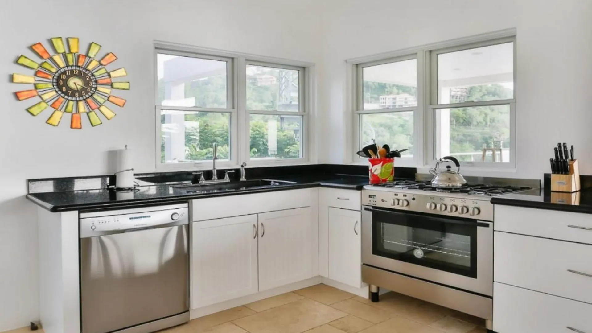 Magnificent 6 Bedroom Villa Gros Islet